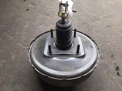 03 04 05 06 07 08 PONTIAC VIBE Power Brake Booster 88971202 - Image 1 of 4