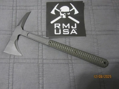 RMJ Tactical Tomahawk Cernícalo Pluma Tungsteno Cuerpo Sucio Oliva G10 Funda Kydex Foto 1 de 4