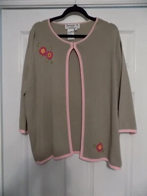 Suéter cardigã bordado Joseph A. feminino tamanho 2X 20 22 24 bege rosa acabamento - Imagem 1 de 4