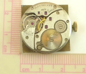 Elgin 683 mechanisches Armbanduhrwerk - Teile / Reparatur schlechte Unruh - Bild 1 von 5