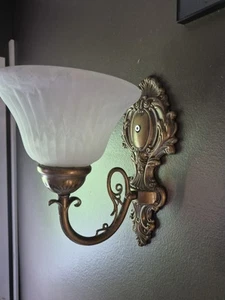 Vtg Style Brass Tone Wall Sconce Single Arm France Empire Style Neoclassical  - Picture 1 of 7