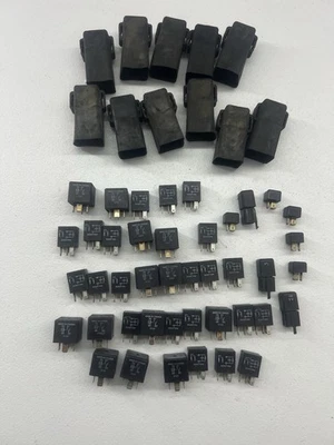 01-05 Honda GL1800 Goldwing MISC Electrical Fuses Relays Lot OEM - Image 1 of 4