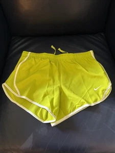 NIKE Big Kids' Girls' Dry Tempo Running Shorts size Small, Bright Cactus - Picture 1 of 4