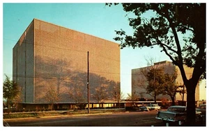 Postcard Modern Dormitories University of South Carolina S.C. Colombia - Picture 1 of 2