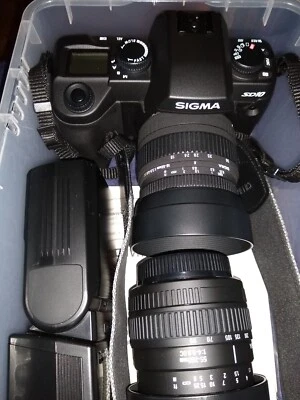 Sigma SD 10 Set mit 2 Sigma Objektiven + Sigma Blitz EF-500 Super - Bild 1 von 4