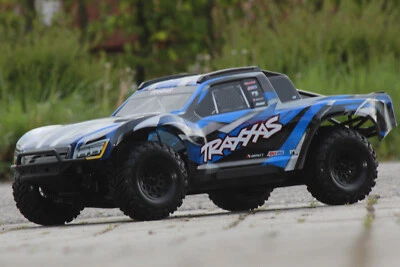 Traxxas TRX 102076 MAXX Slash BLAU  1:8 Brushless Short Course Truck 4x4  NEU - Bild 1 von 4