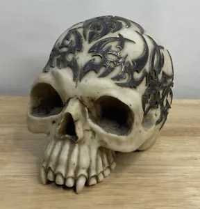 Vampire Demon Skull With Long Fangs Gothic Statue Decoration Prop Scary Evil - Picture 1 of 9