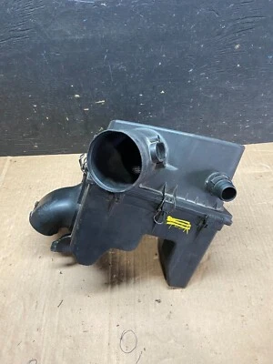 Caja de filtro de filtro de filtro de aire Cadillac SRX 2010 a 2011 O3123 OEM DG Foto 1 de 4