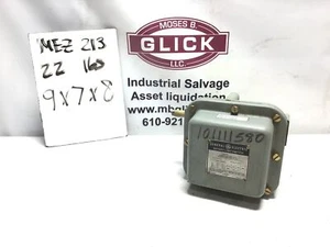 GENERAL ELECTRIC ROTARY LIMIT SWITCH CR115E 724112 - Picture 1 of 5