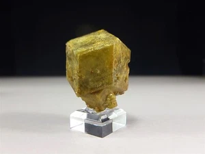 Unusual Mottled Light Green & Olive Grossular Gernet Crystal from Mali - Picture 1 of 6