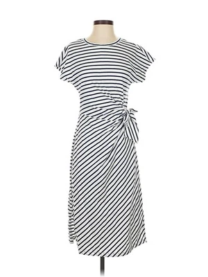 Vestido informal blanco Universal Standard para mujer 2 Foto 1 de 4