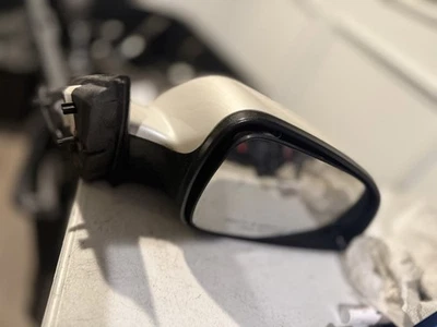 Espelho de porta elétrico Chevrolet Malibu visão lateral passageiro 2008-2012 fabricante de equipamento original - Imagem 1 de 4