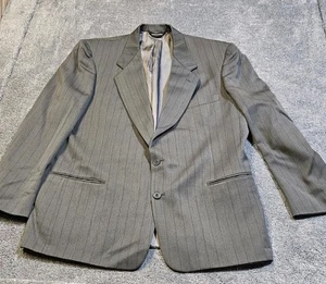 Vintage Pierre Cardin Blazer 100% Wool Made In USA Gray Color Size 46 LOOK FLAW - Picture 1 of 12