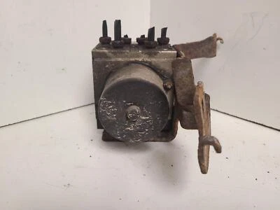 Used ABS Pump and Motor Assembly fits: 2008 Gmc Envoy Assembly Grade C - Image 1 of 4