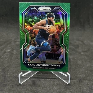 2021 Panini Green Prizm Karl-Anthony Towns No 167 Timberwolves - Bild 1 von 2