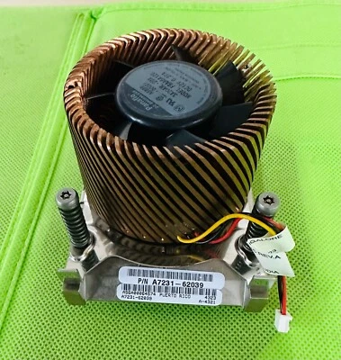 A7231-62039 - HP 900MHz 400MHz 1.5MB L2 Cache Socket PPGA611 Intel Itanium 2 Foto 1 de 2