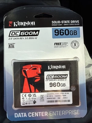 SSD Interno Kingston DC600M 960GB 2.5" SATA III (SEDC600M/960G) Foto 1 de 2