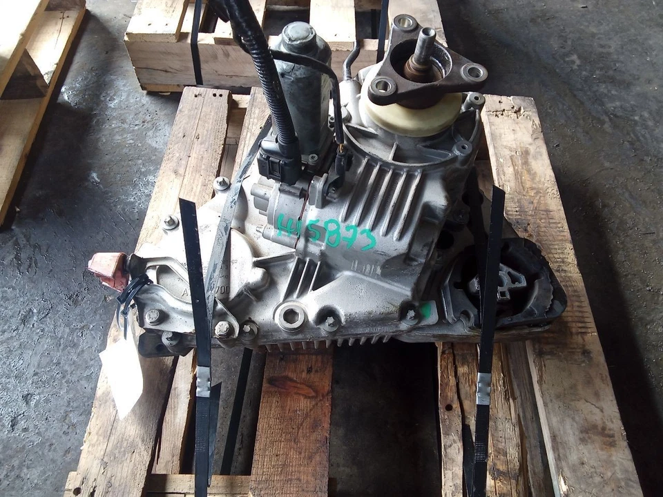 Estuche de transferencia 4,4 L Twin Turbo compatible con BMW X6M 3773368 10-14 Foto 1 de 2