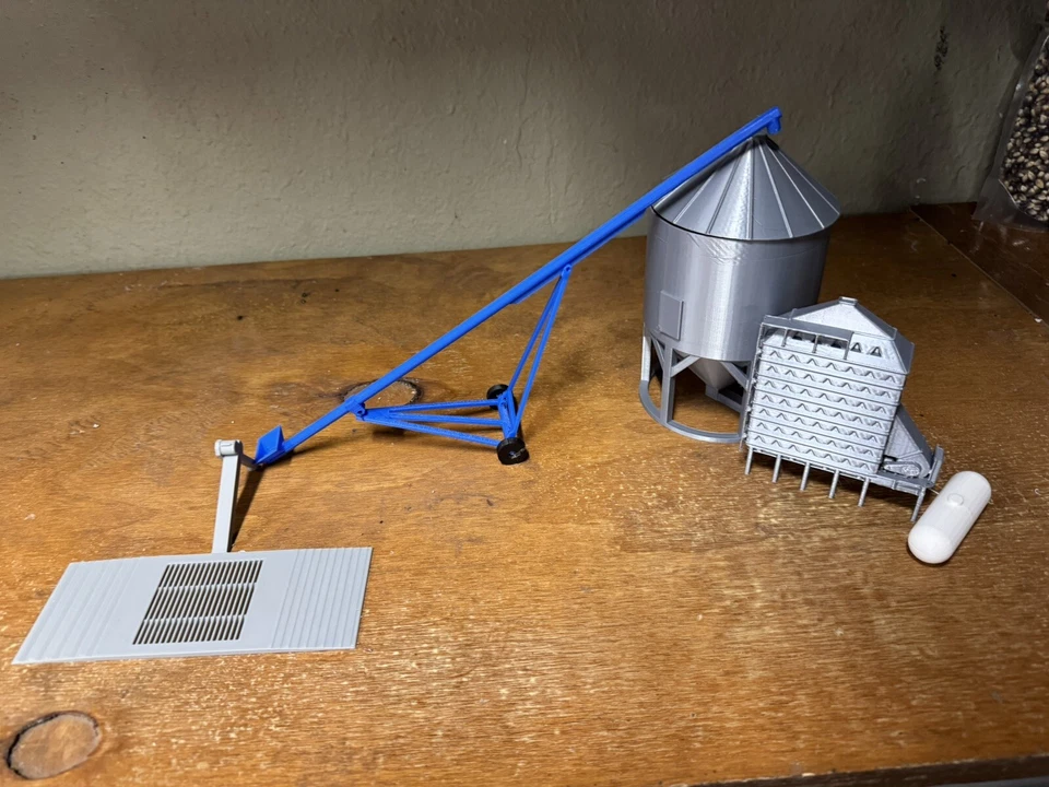 Juego de contenedor húmedo/pozo/aspirador/secador/tanque de propano 1:64 Foto 1 de 1