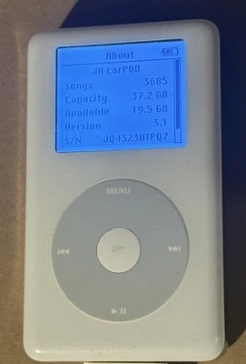 2004 Apple iPod Photo 4th Generation White 40GB - Monochrome Display 3000 Songs - Image 1 of 2