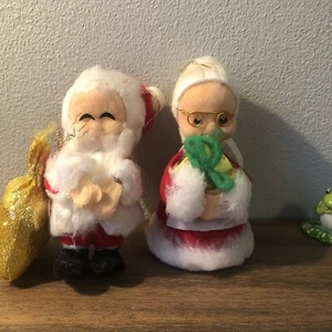 Vintage Flocked ￼Santa and Mrs. Claus made in Taiwan Blow mold￼ Ornament￼ - Picture 1 of 18