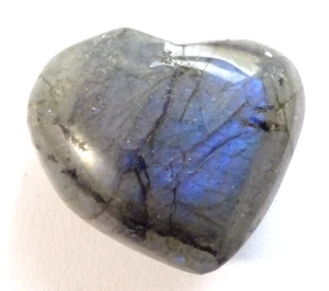 SMALL LABRADORITE HEART - 2.6 x 2.3 cms 14.55 gms bright flash #3 - Picture 1 of 5