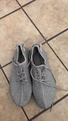 Yeezy 350 Moon Rock Foto 1 de 4