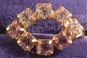 Cocktail Ring Lavender & Clear Rhinestones Goldtone Metal Adjustable Vintage - Picture 1 of 3