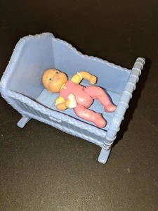 Fisher-Price Loving Family Blue Crib Baby Girl Pink With Bottle - Picture 1 of 8