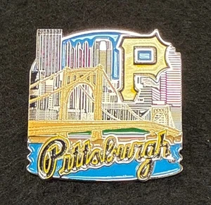 Pittsburgh Pirates Roberto Clemente Bridge Collector Lapel Pin MLB Baseball - Picture 1 of 7