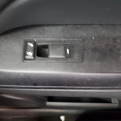 Passenger Front Door Switch Classic Style Fits 11-17 COMPASS 1124608 - Изображение 1 из 4