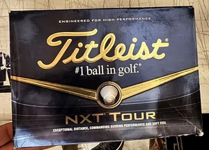 Titleist NXT Tour High Performance Golfbälle - EIN DUTZEND - CUSTOM - *NEU* - Bild 1 von 1