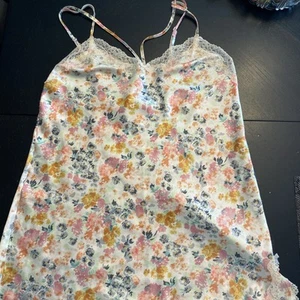 Vintage Victoria’s Secret Paisley slip rosa panna bordo pizzo rosa fiocco floreale S - Foto 1 di 5