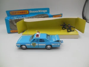 Matchbox Superkings K-78 Plymouth Grand Fury Policía Americana + Figuras 1:36 Sca - Imagen 1 de 14