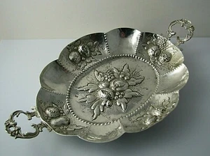 HANAU SILVER SWEETMEAT DISH BASKET REPOUSSE DISH 800 Silver Germany ca1900s Rare - Picture 1 of 12