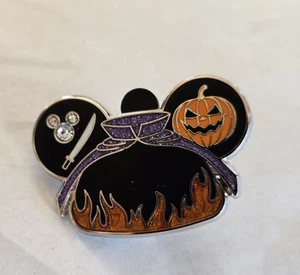Disneyland 2024 Hidden Mickey Headless Horseman Super Chaser Ear Hat Pin Silver - Picture 1 of 2