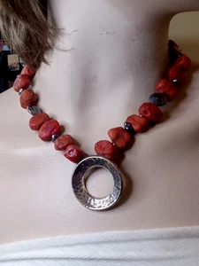 SILPADA 925, HAMMERED PENDANT RED SPONGE CORAL BEAD NECKLACE 16", #N1370 - Picture 1 of 4