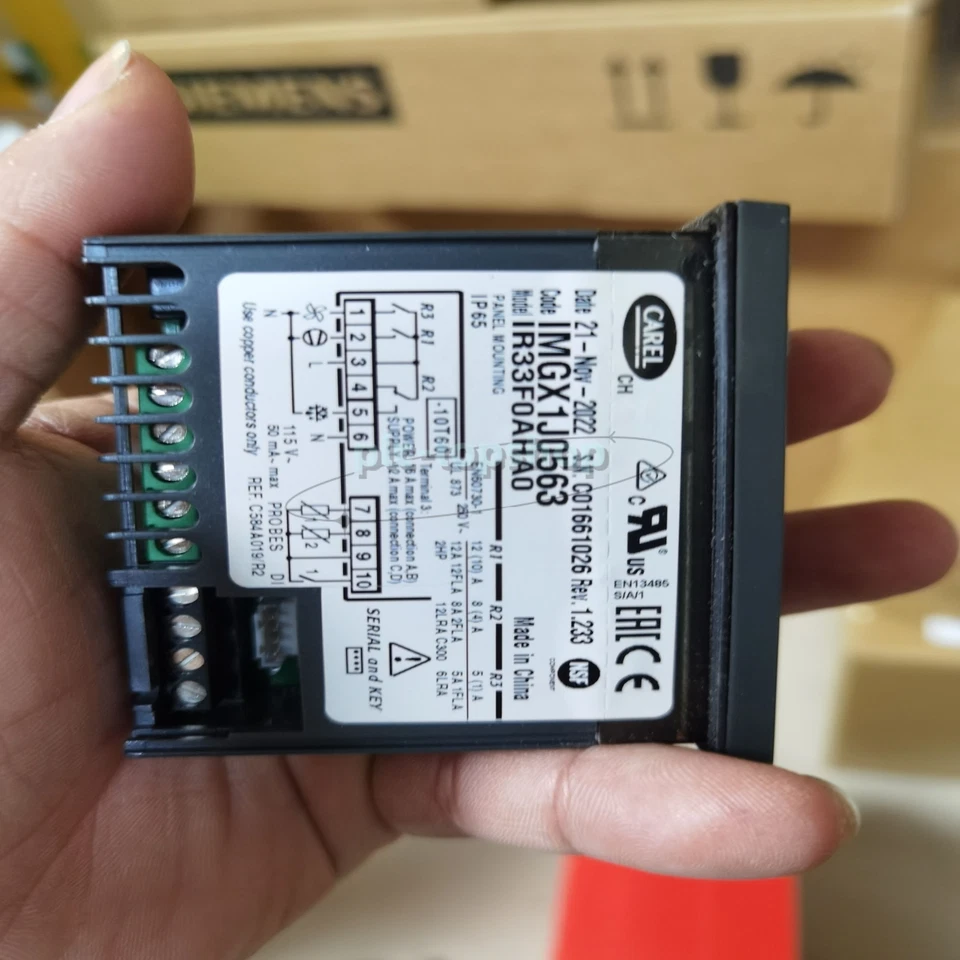 1 Stück Carel IR33F0AHA0 Temperaturregler SPS - Bild 1 von 1