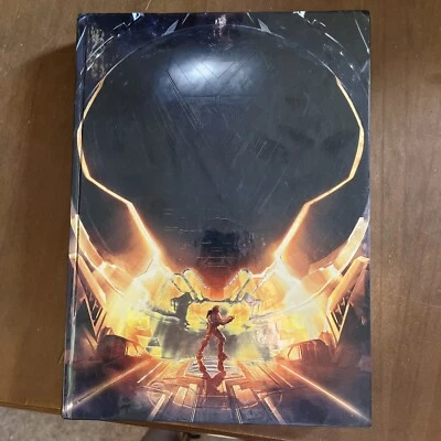 Halo 4 Limited Edition Strategy Guide - Image 1 of 2