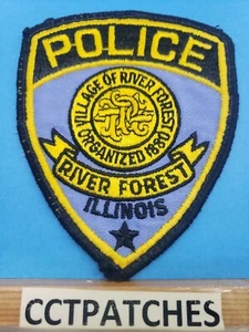 RIVER FOREST, ILLINOIS POLICE SHOULDER PATCH IL - Picture 1 of 2