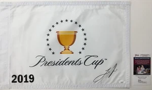 Prendedor firmado por Joaquín Niemann The President's Cup 2019 - JSA #AZ58950 - Imagen 1 de 4