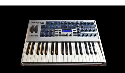 Synthesizer Access Virus Indigo 2 Keyboard + Koffer - Bild 1 von 4