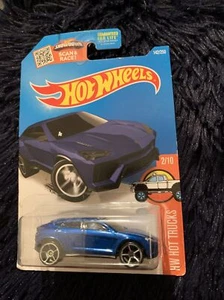 HOT WHEELS HW HOT TRUCKS LAMBORGHINI URUS 2/10 142/250 - Picture 1 of 3