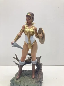 He-Man Masters Of The Universe MOTU 21 cm. Große Teela Figur - Picture 1 of 9