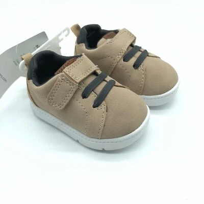 Zapatillas deportivas Carters de cuero sintético con gancho y bucle beige talla 2,5 Foto 1 de 4