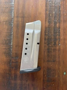 One Smith & Wesson S&W Shield 7rd 9mm magazine (Silver) - Picture 1 of 1