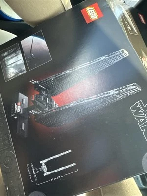 New Lego Star Wars 75406 Kylo Ren's Command Shuttle 386 Pieces Ages 18+ - Image 1 of 2