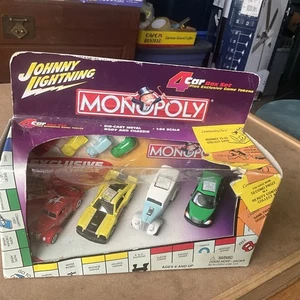 2002 Johnny Lightning Monopoly 1:64 Scale 4-Car Set With 4 Tokens - Picture 1 of 5