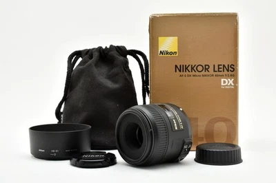 Nikon DX AF-S Micro NIKKOR 40mm F/2.8 G Macro Prime Lens [Near Mint] #2574245A - Image 1 of 4