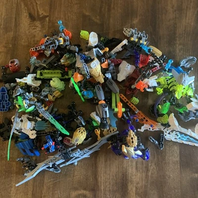 Lego Bionicle/Héroe Fábrica 2 Libras Piezas Mixtas Articulaciones Máscara Armas... b Foto 1 de 4